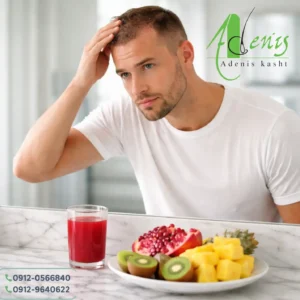 بهترین میوه بعد از کاشت مو در کنار فردی که تازه کاشت انجام داده است